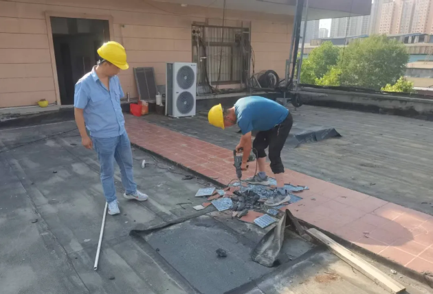 红光物流公司全力保障培训学校暑期维修改造纪实 红光物流公司全力保障培训学校暑期维修改造纪实