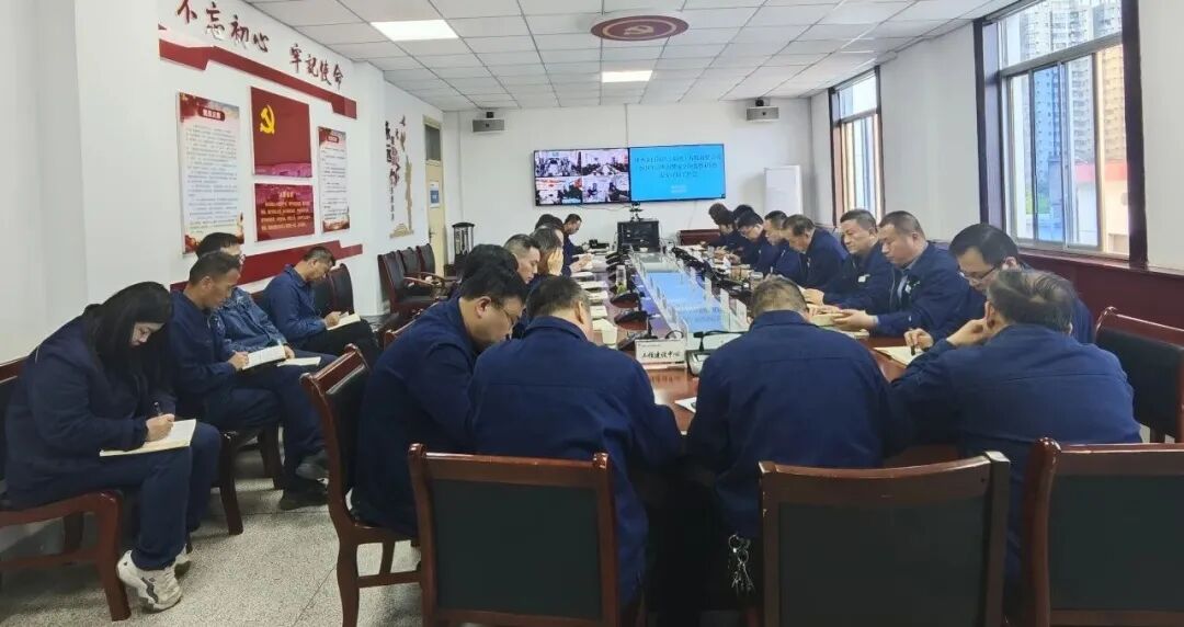龙钢集团公司召开清明假期安全防范暨4月份安全环保工作会