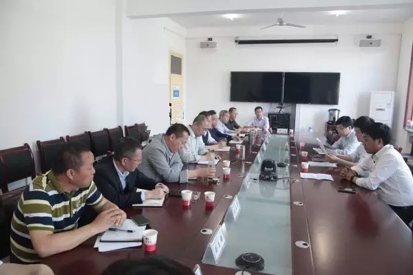陕钢集团召开龙钢集团公司领导班子扩大会议