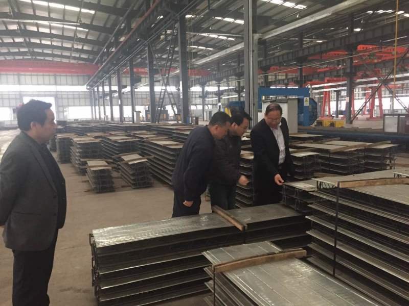 龙钢集团领导到禹萧钢构公司调研指导工作