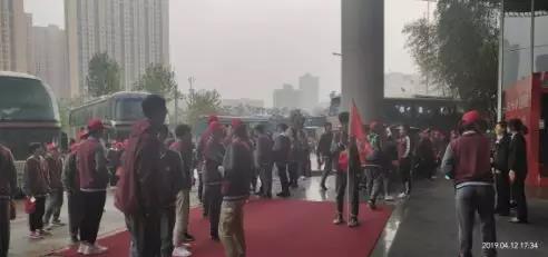 聚力团队 赢在执行 聚力团队 赢在执行