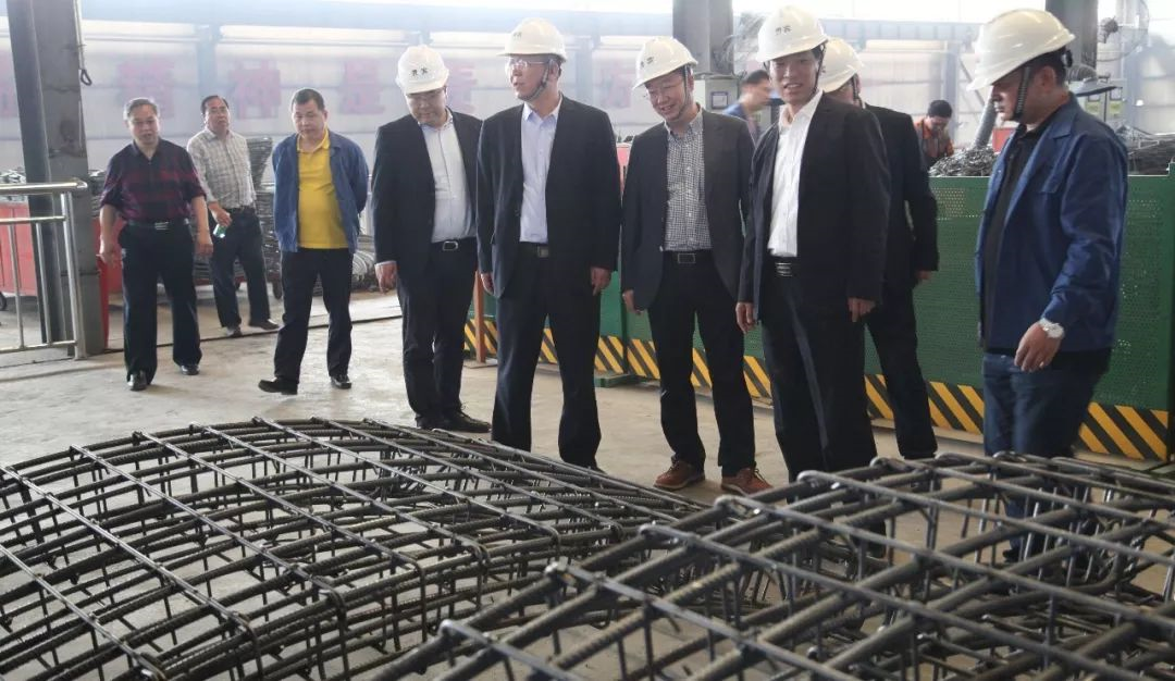 龙钢集团与西安市政道桥建设公司深化交流合作