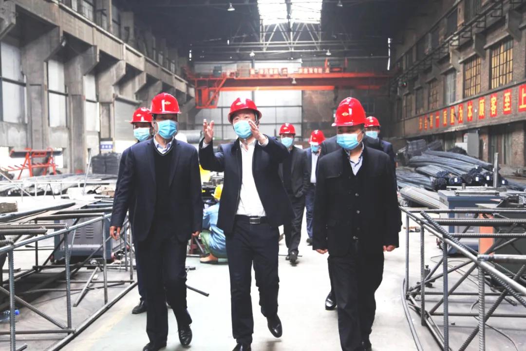 中铁物贸集团西安公司到龙钢集团钢材深加工中心参观交流